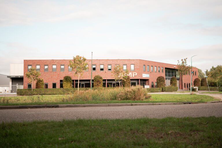 Pakketboot 67-73 | Houten